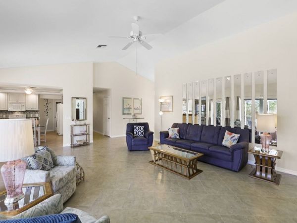 South end Marco Island Vacation Home 2 miles to beach