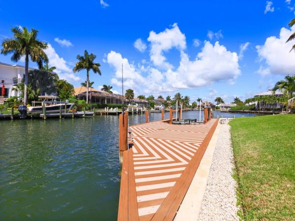 South end Marco Island Vacation Home 2 miles to beach