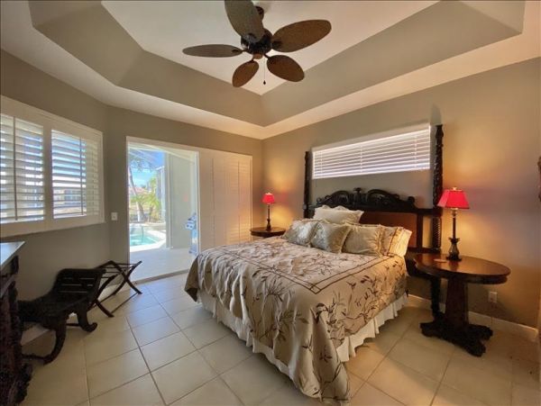 Marco Island Waterfront Home with 4 Bedrooms and Pool