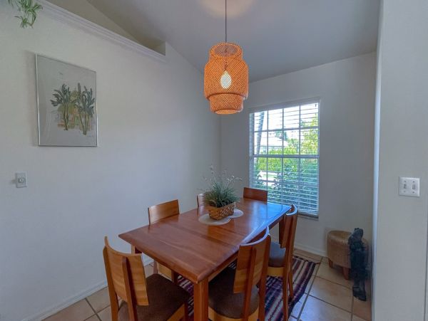 3 Bedroom Vacation Pool Home in Marco Island Close to Beach