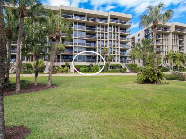 Beachplace first floor walk out