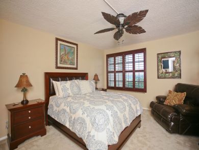 Longboat Key  2 Bedrooms Vacation Condo Bay Views Sleeps 4