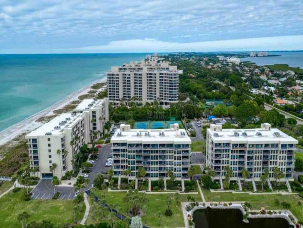 Top Floor Beachplace unit Building 3