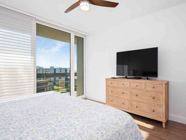 Top Floor Beachplace unit Building 3