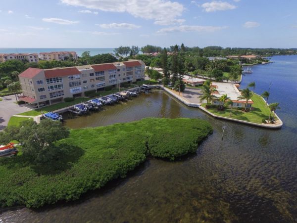 Longboat Key Condo Two Bedroom Communal Pool and Tennis