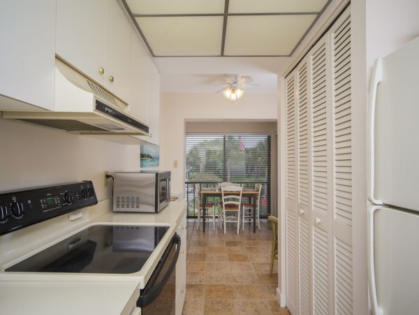Longboat Key Vacation Beach Condo Partial Gulf Views