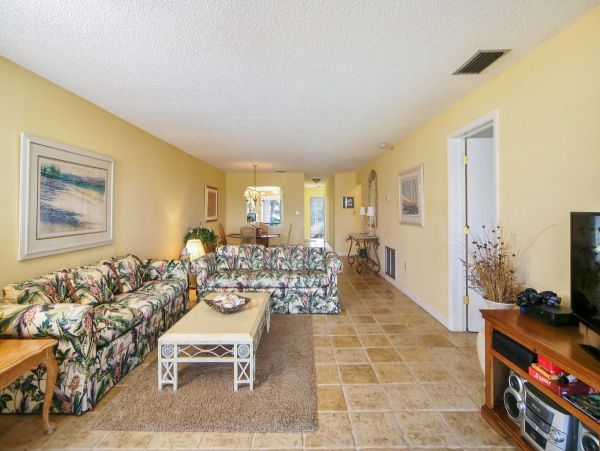 Longboat Key Vacation Beach Condo Partial Gulf Views