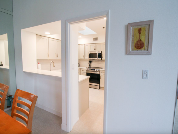 Beautiful Longboat Key Vacation Condo Walk to Beach