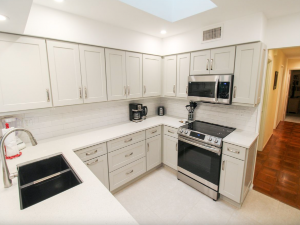 Beautiful Longboat Key Vacation Condo Walk to Beach