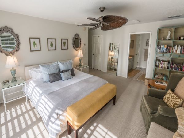 Siesta Key Vacation Home, Three Bedrooms, Private Pool