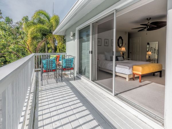 Siesta Key Vacation Home, Three Bedrooms, Private Pool