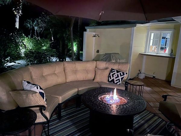 Captiva Beachfront Vacation Cottage Private Beach - 6 Guests