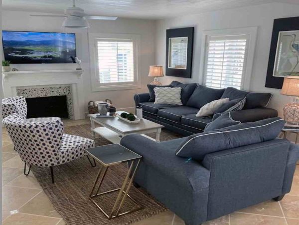 Captiva Beachfront Vacation Cottage Private Beach - 6 Guests