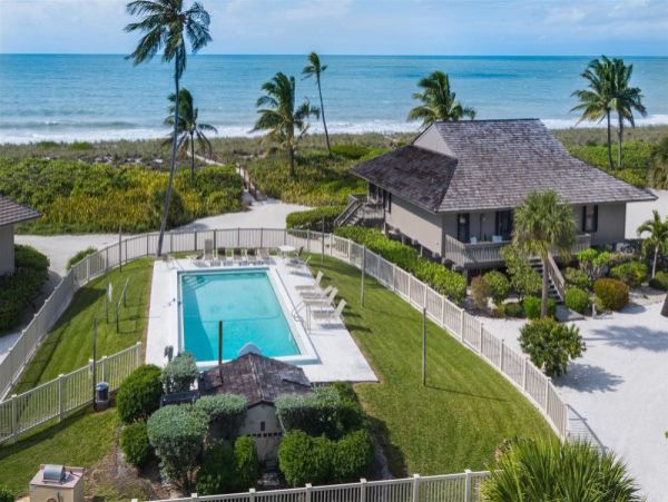 Captiva Island Luxury Vacation Rental Home Four Bedrooms
