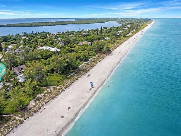 Luxury All the Way Captiva Vacation Pool Home Walk To Beach