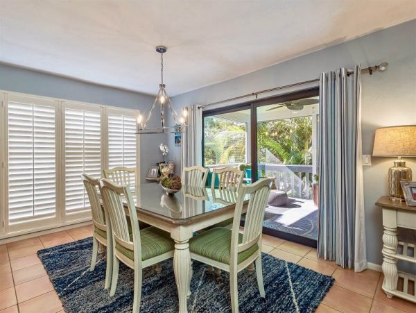 Luxury All the Way Captiva Vacation Pool Home Walk To Beach