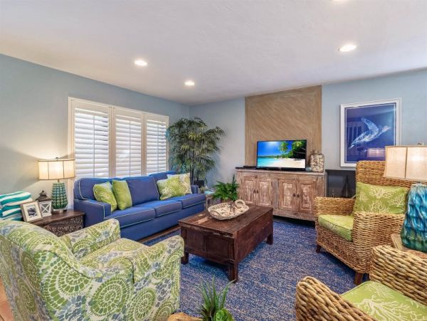 Luxury All the Way Captiva Vacation Pool Home Walk To Beach