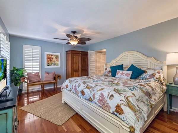 Luxury All the Way Captiva Vacation Pool Home Walk To Beach