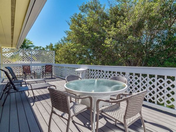 Luxury All the Way Captiva Vacation Pool Home Walk To Beach