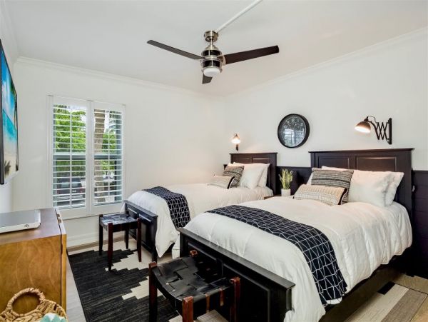 Captiva Island Vacation Condo On Beach Sleeps Six Guests