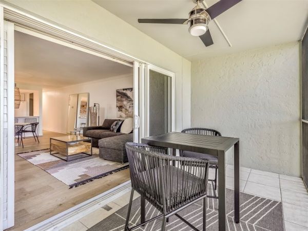 Captiva Island Vacation Condo On Beach Sleeps Six Guests