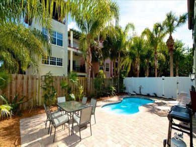 Holmes Beach 4 Bedroom Vacation Home Sleeps 10 with Pool Holmes Beach 4 Bedroom Vacation Home Sleeps 10 with Pool