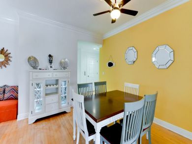 Holmes Beach 4 Bedroom Vacation Home Sleeps 10 with Pool Holmes Beach 4 Bedroom Vacation Home Sleeps 10 with Pool
