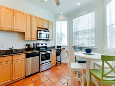 Holmes Beach 4 Bedroom Vacation Home Sleeps 10 with Pool Holmes Beach 4 Bedroom Vacation Home Sleeps 10 with Pool