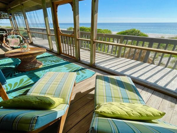 Charming Beach Vacation Home in Boca Grande with Amazing Views