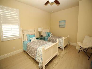 Naples Home 919260 Naples Home 919260