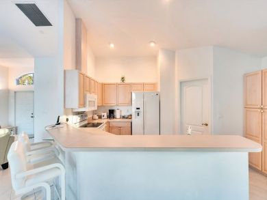 Naples Vacation Home Sleeps 6 Guests