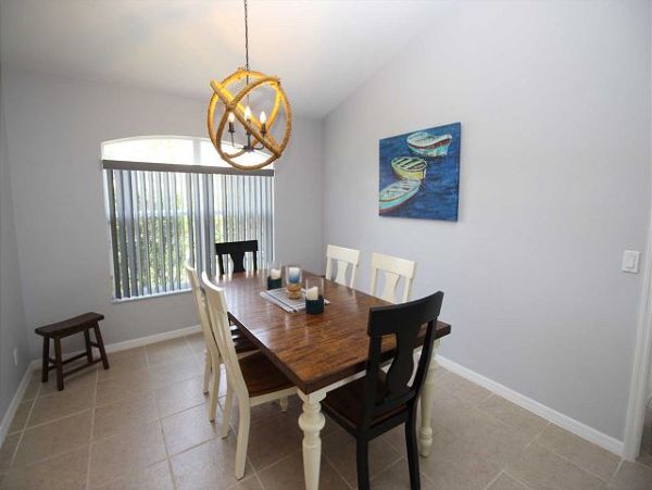 Private Pool Home Overlooking Lake, Close to Naples Beaches & Attractions