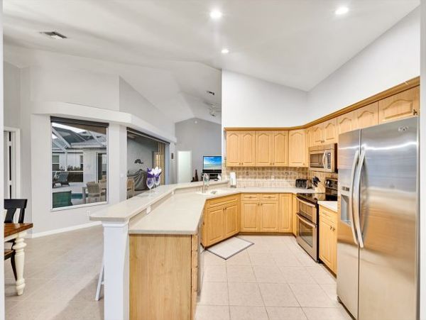 Private Pool Home Overlooking Lake, Close to Naples Beaches & Attractions