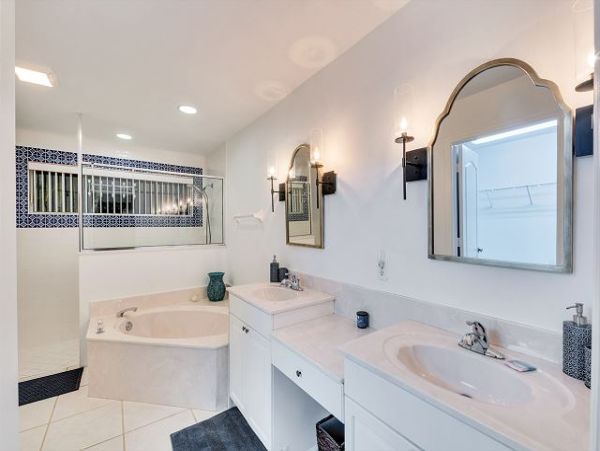 Private Pool Home Overlooking Lake, Close to Naples Beaches & Attractions