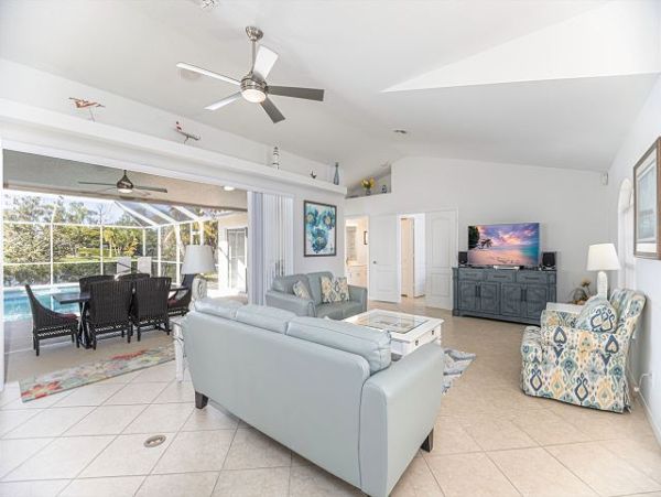 Spacious 3-Bedroom Naples Retreat with Pool