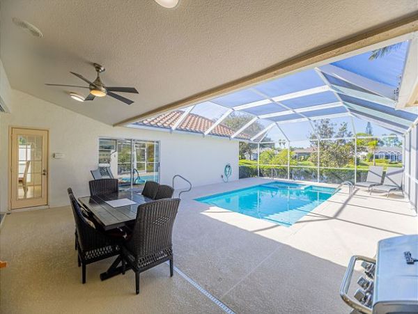 Spacious 3-Bedroom Naples Retreat with Pool