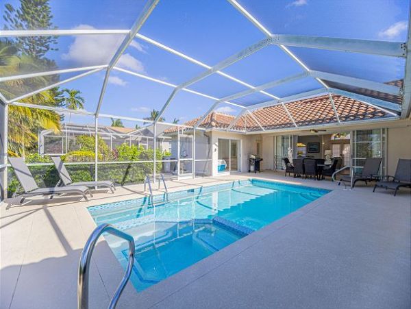 Spacious 3-Bedroom Naples Retreat with Pool