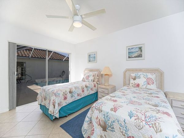 Spacious 3-Bedroom Naples Retreat with Pool