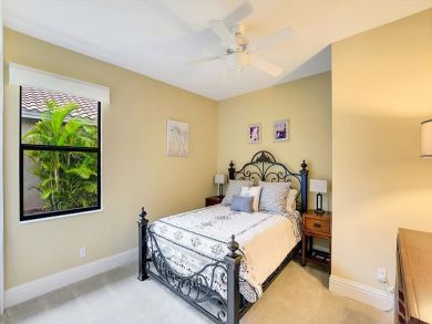 Naples Vacation Pool Home Sleeps 6 Guests