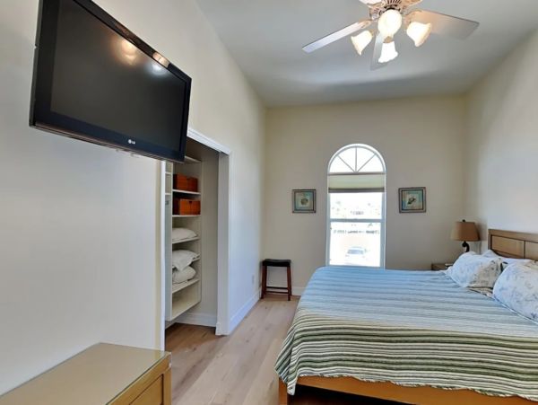 Fort Myers Home 919295