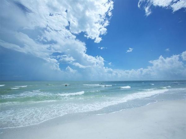 Private Pool Fort Myers Vacation Home Steps to Beach