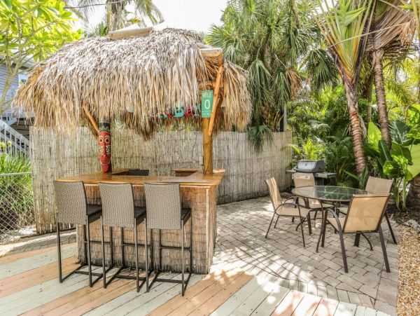 Private Pool Fort Myers Vacation Home Steps to Beach