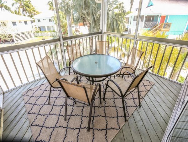 Private Pool Fort Myers Vacation Home Steps to Beach