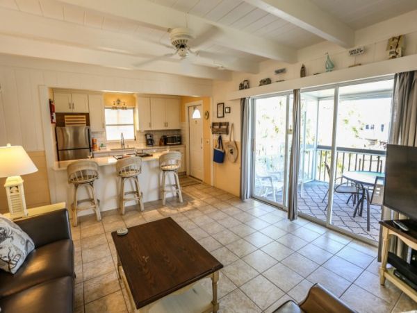 Private Pool Fort Myers Vacation Home Steps to Beach