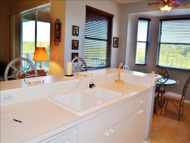 Naples Condo 919310