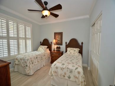 Naples Condo 919315