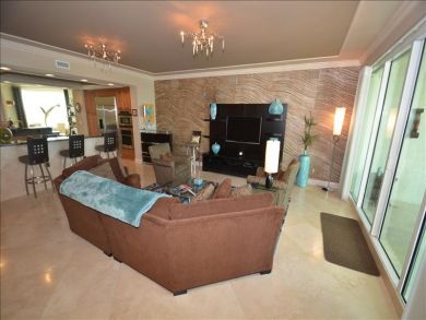 Naples Condo 919319