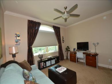 Naples Condo 919319