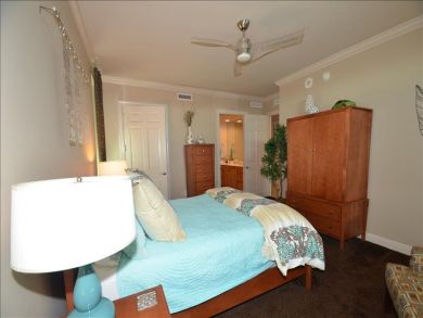 Naples Condo 919319