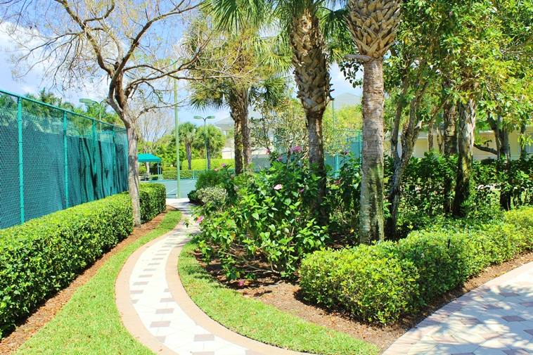 Naples Condo 919319